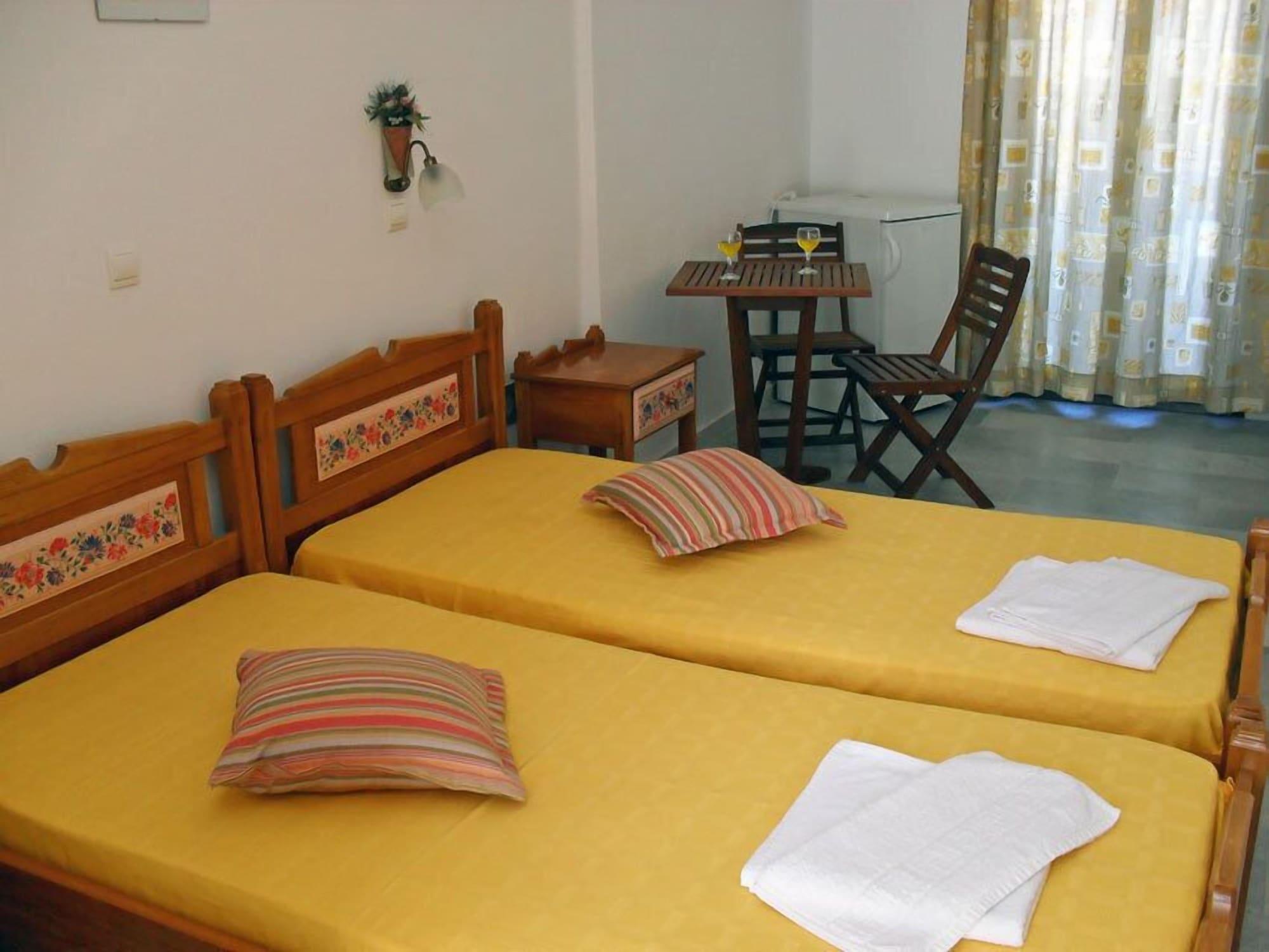 Fikas Hotel Naxos City Zewnętrze zdjęcie